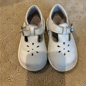 L’armour girls dress shoes